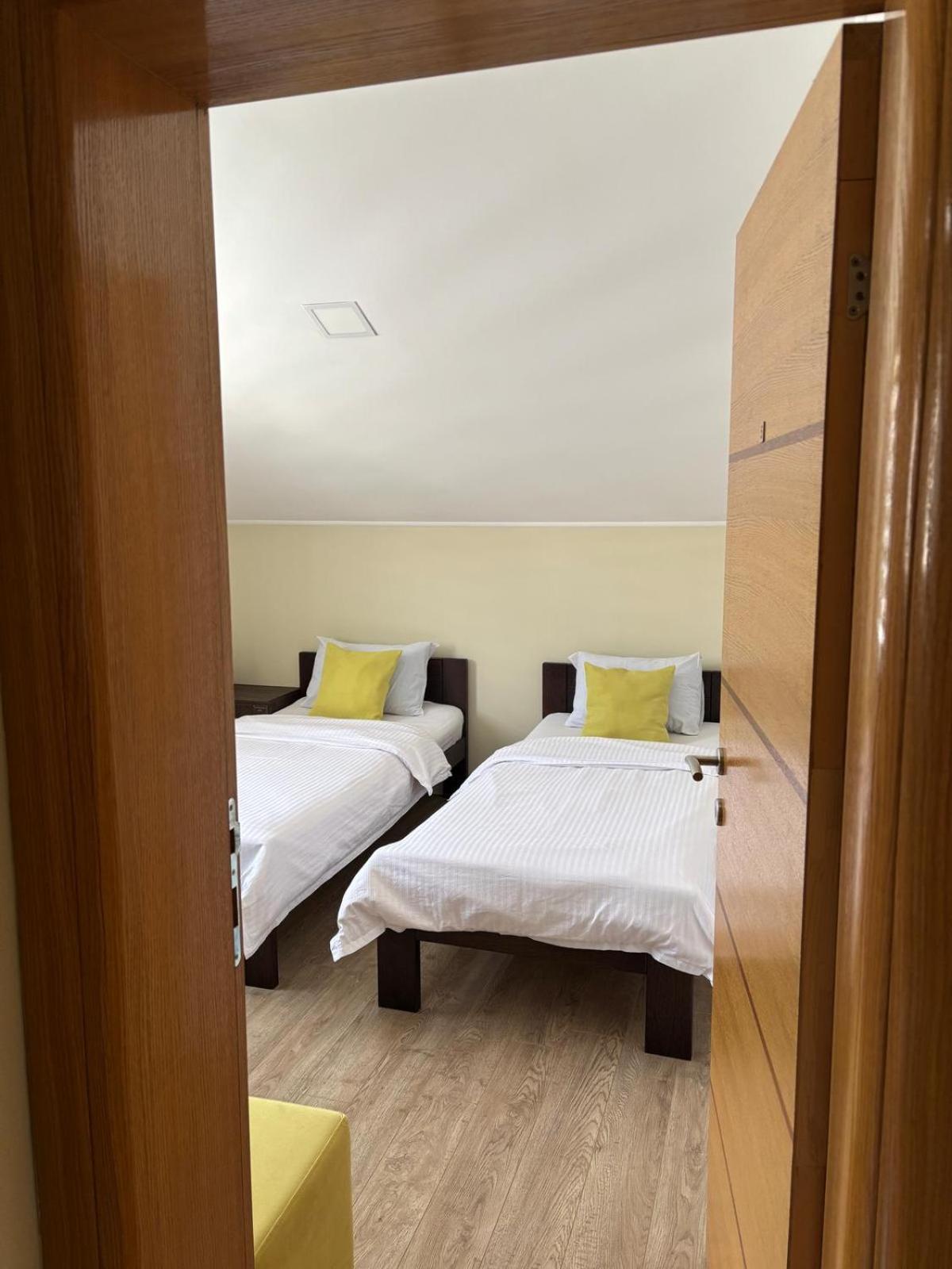 Sobe I Apartman R Bileća Buitenkant foto